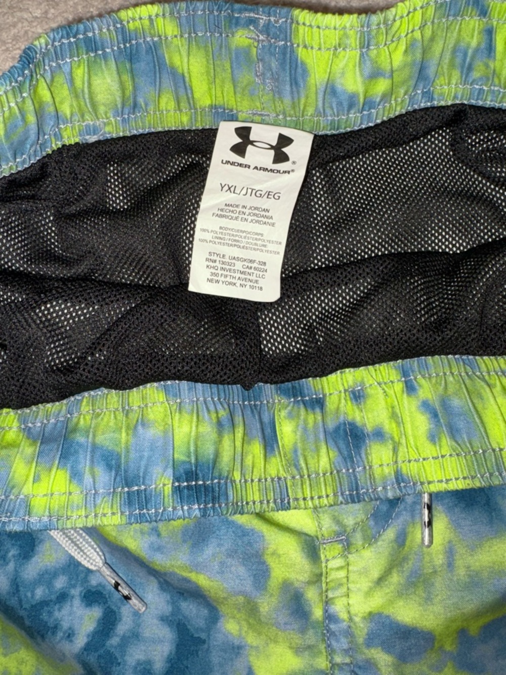 Under Armour Boys Swim Trunks - Size Youth XL - Teal/Yellow Camo - Picture 3 of 4
